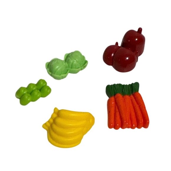 Miniature Playmobil Plastic Ptoduce Toys Lettuce Carrots Apples Bananas Peppers - Picture 1 of 3